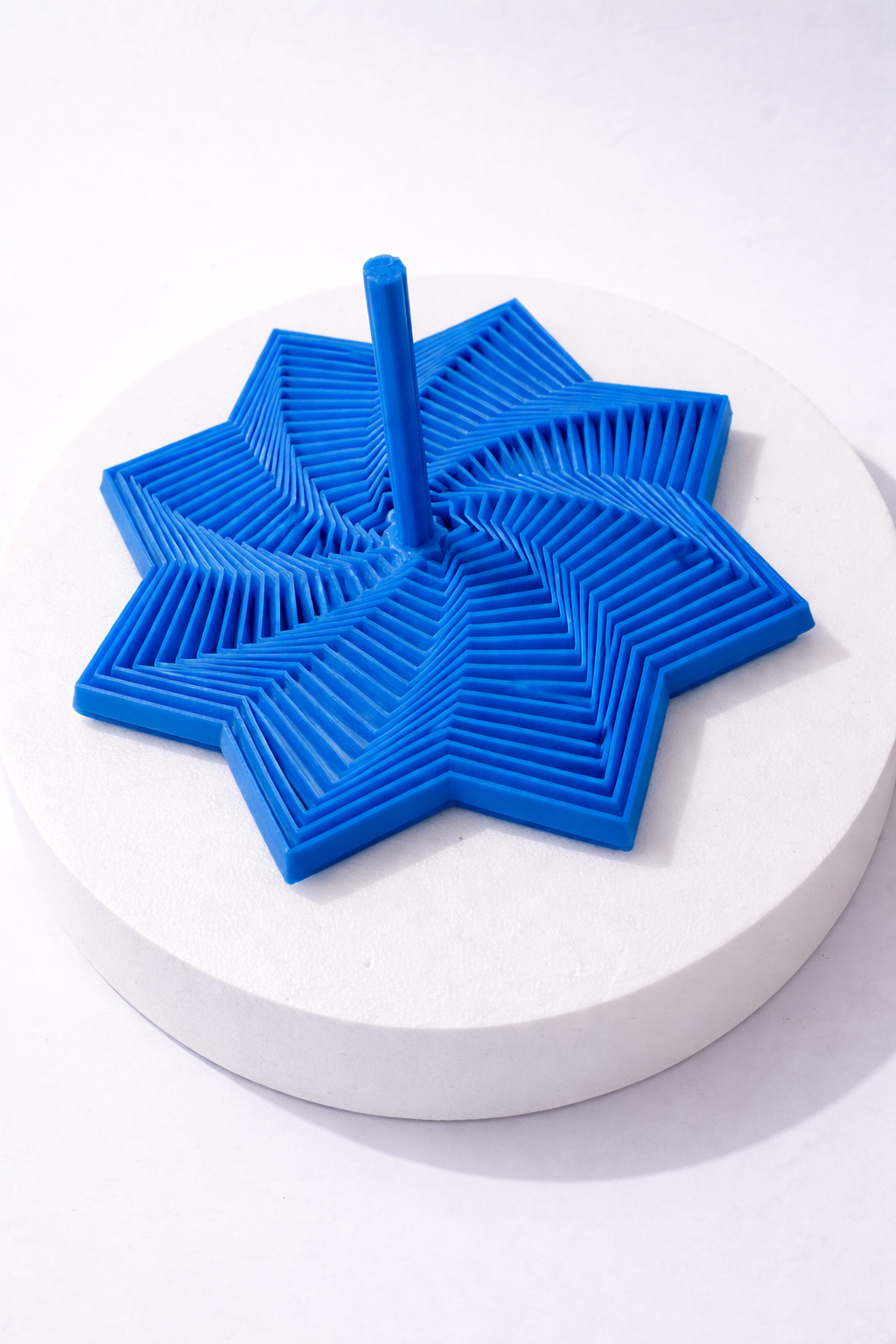 Star Fidget Toy for Stress Relief | Smooth Sensory Desk Toy | Handheld Focus & Anxiety Relief Spinner